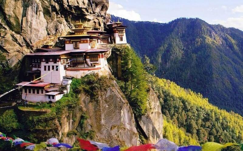 TOUR DU LỊCH BHUTAN 2026 TRỌN GÓI GIÁ RẺ 5 NGÀY 4 ĐÊM TỪ HÀ NỘI TP HỒ CHÍ MINH THIMPU PUNAKHA PARO VƯƠNG QUỐC PHẬT GIÁO KIM CƯƠNG THỪA