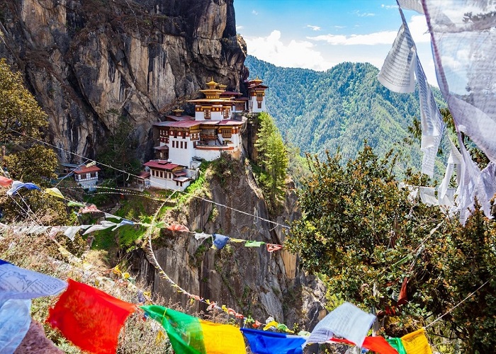 TOUR DU LỊCH BHUTAN 2026 TRỌN GÓI GIÁ RẺ 5 NGÀY 4 ĐÊM TỪ HÀ NỘI TP HỒ CHÍ MINH THIMPU PUNAKHA PARO VƯƠNG QUỐC PHẬT GIÁO KIM CƯƠNG THỪA